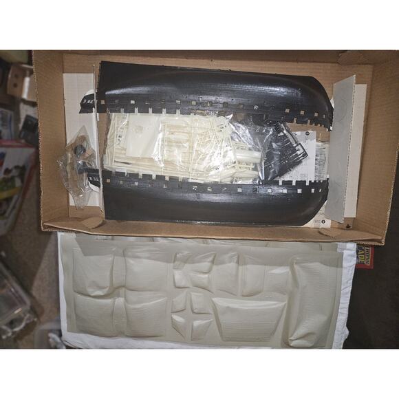 REVELL H-398 USS Constitution 1:96 Old Ironsides Model Ship Kit - NEW Open Box - Picture 6 of 6